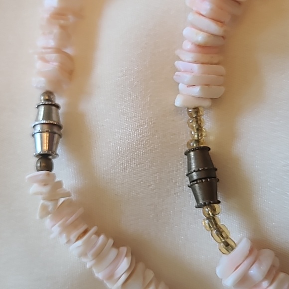 Puka necklace and anklet - Picture 3 of 3